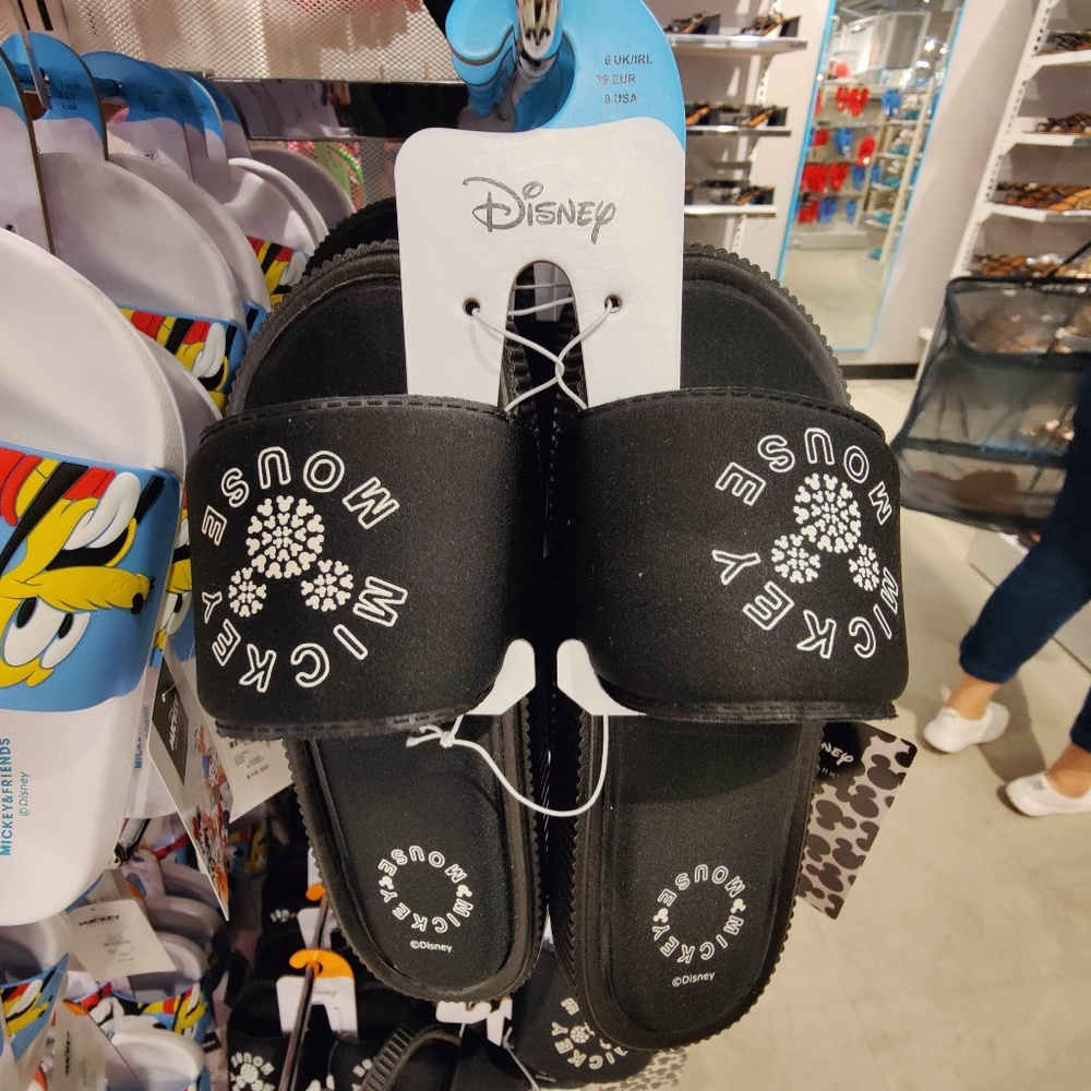 Mickey Slides